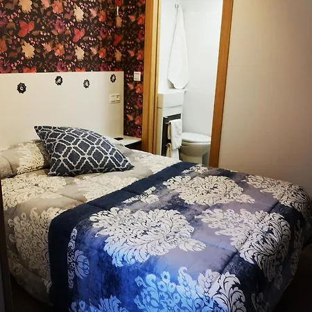 Hospederia Rincon De 3*