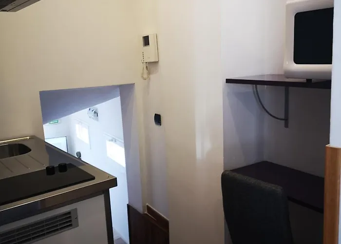 Hospederia Rincon De 3*