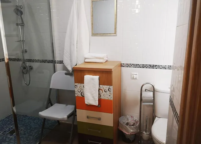 Hospederia Rincon De 3*