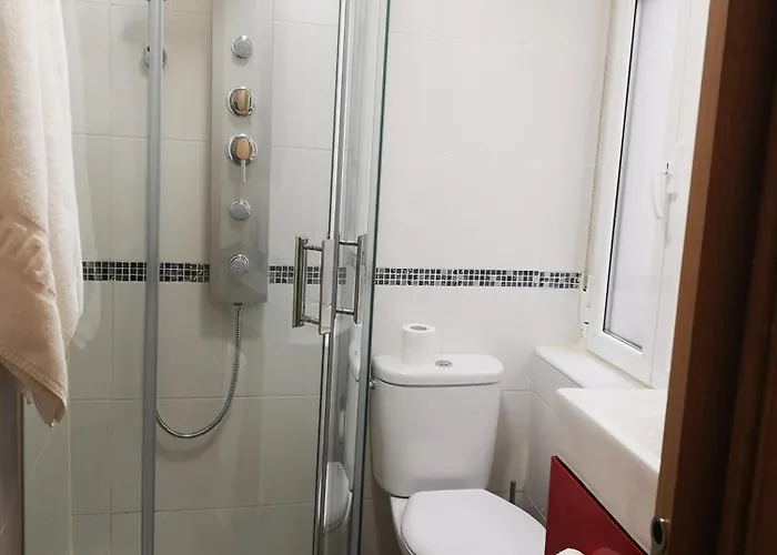 Hospederia Rincon De 3*